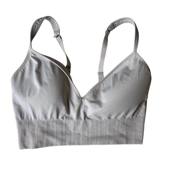 Athleta Gray Sports Bra Molded Cups Adjustable Straps Convertible Racerback | M - Picture 1 of 4